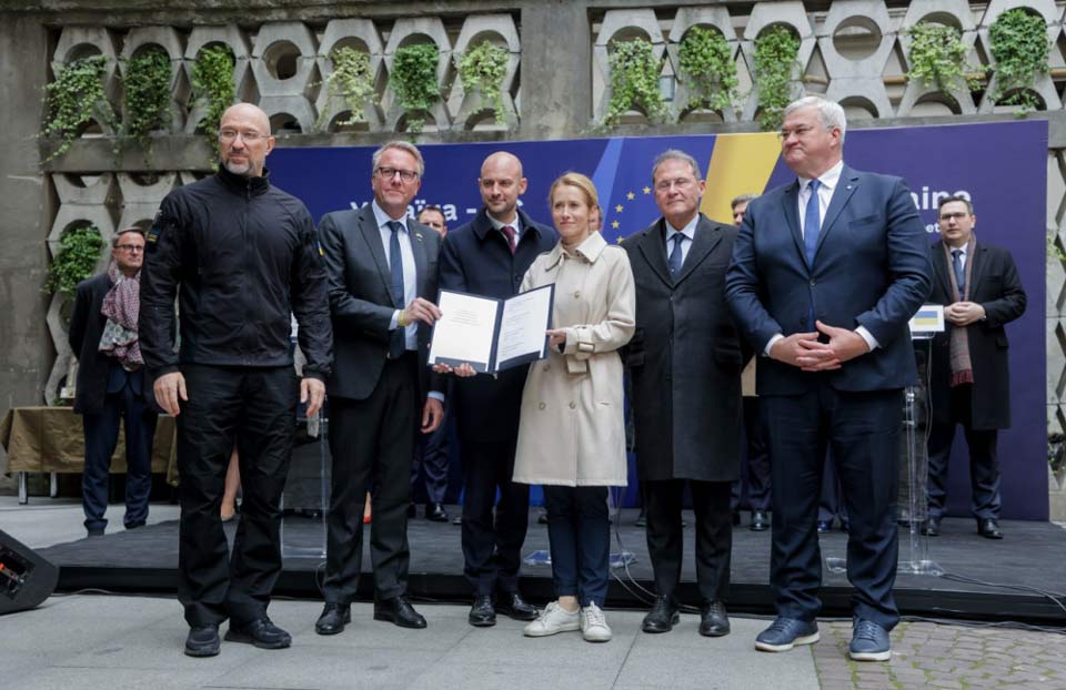 Евроцæдис Украинæйæн 1,9 миллиард евройы æфсæддон æххуыс бакæндзæн