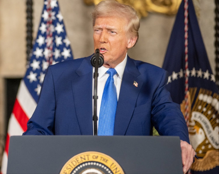 Donald Tramp bildirir ki, o və Vladimir Putin görüşənə qədər Ukraynada heç nə baş verməyəcək