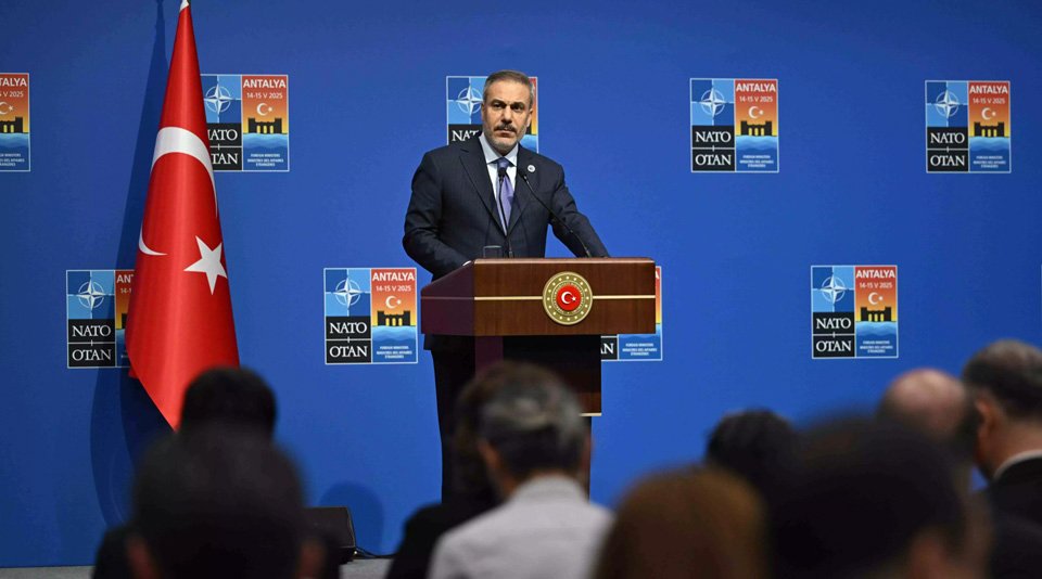 Hakan Fidan - Biz hər iki tərəfin, Rusiya və Ukraynanın müəyyən kompromislərə getməsini, ikitərəfli sülhə doğru addım atmasını təmin etməliyik