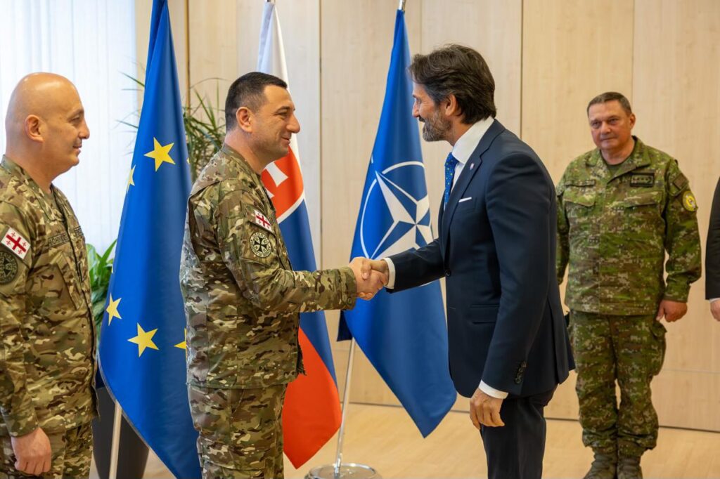Chief of Georgian Defence Forces visits Slovakia