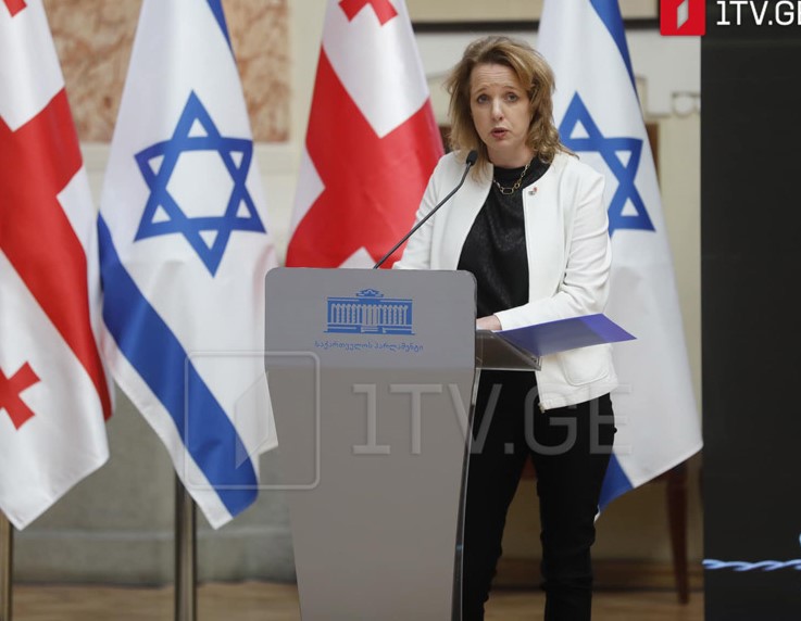İsrailin səfiri - Bu gün Müstəqillik Gününü qeyd edirik, mənim səlahiyyət müddətim yayda başa çatır və İsrailə qayıdıram, ən çətin anda ölkəmin yanında olduğu üçün Gürcüstana hər zaman minnətdar olacağam