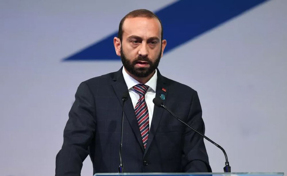 Ermənistanın xarici işlər naziri - Ermənistan Rusiya ilə münasibətlərində islahat aparmağı planlaşdırmır