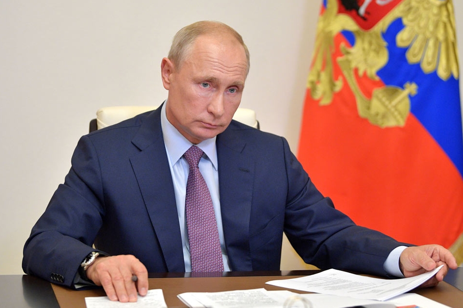 Vladimer Putin Rusiya və Ukrayna sərhədi boyunca təhlükəsizlik məqsədilə bufer zonasının yaradılması barədə qərar qəbul edildiyini bildirib