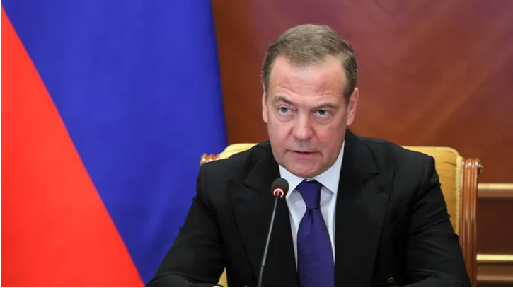 Dimitri Medvedev - Mən yalnız bir həqiqətən pis şeyi bilirəm - III Dünya Müharibəsi, Trampın bunu başa düşdüyünə ümid edirəm