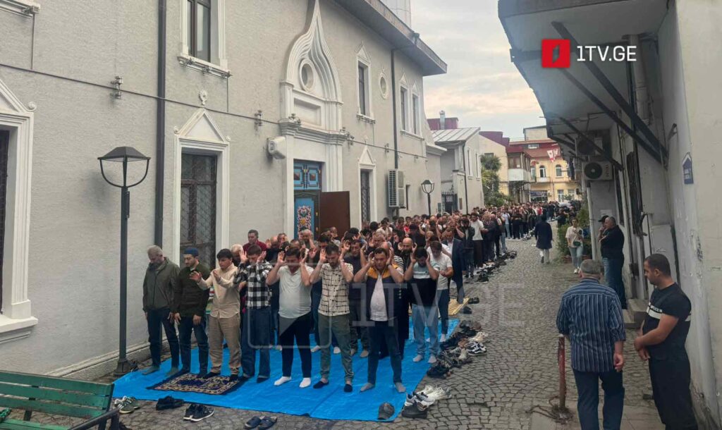 Курбан-Баирам аныҳәа инамаданы, Қырҭтәыла амуфти Баҭым аџьаама хадаҿы аныҳәара мҩаҧигеит