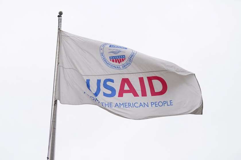 "Guardian" - Tramp administrasiyası sentyabrın 30-dək USAID-in xaricdə yerləşən bütün şöbələrini ləğv edəcək
