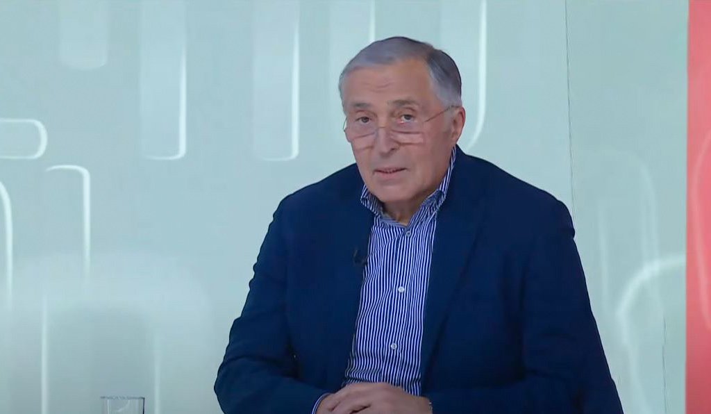 Civil activist Paata Burchuladze announces National Congress, conceiving creation of third republic