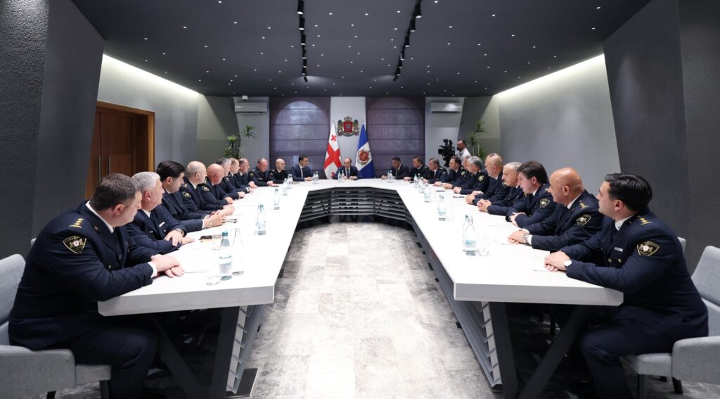 Minister of Internal Affairs meets Patrol Police leadership