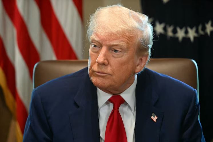 Дональд Трамп - Использование термина «смена режима» не является политически корректным, но если иранский режим не может сделать Иран снова великим, почему бы не сменить режим?