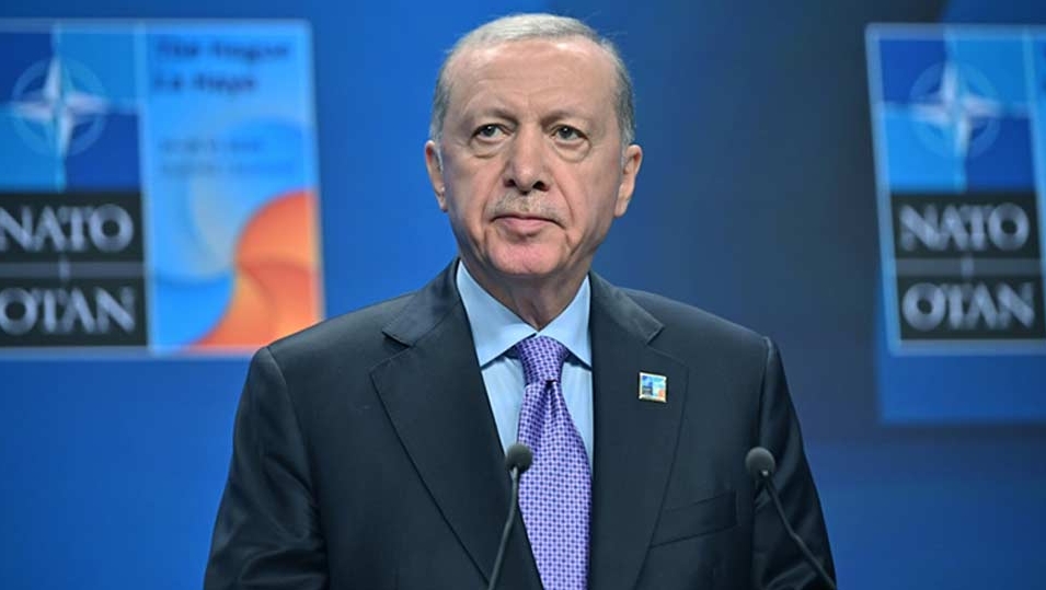 Rəcəb Tayyib Ərdoğan - NATO-nun sammitində xüsusilə qeyd etdim ki, Avropa İttifaqının müdafiə sənayesi təşəbbüslərinə üzv olmayan müttəfiqlərin tam şəkildə daxil edilməsi bütün Avropanın maraqlarına uyğun olardı