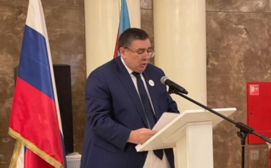 Екатеринбург иаанкылаз азербаиџьантәи адиаспора анапхгаҩы иҿахәы иҿыхны доурыжьҭит  