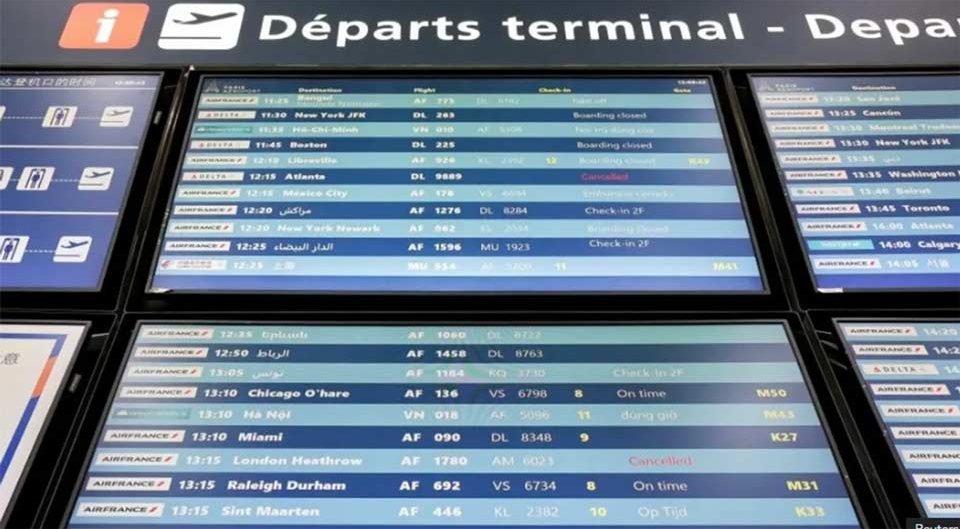 Fransada hava limanlarının əməkdaşlarının tətil elan etməsinə görə "Ryanair" 30 000 sərnişin üçün uçuşları ləğv edib