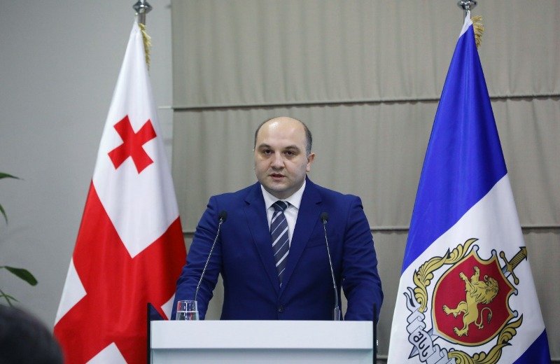 Ալեքսանդրե Դարախվելիձե - Միրզա Կեզևաձեն իր կամքով լքել է Ներքին գործերի նախարարության շարքերը