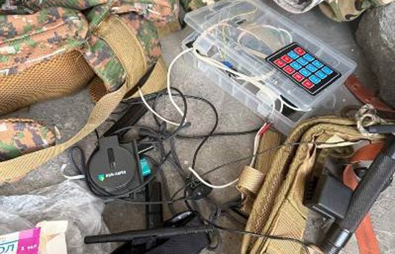 Ermənistan İstintaq Komitəsi terror aktı hazırlamaqda şübhəli bilinən yeddi nəfəri saxlayıb, medianın məlumatına görə, saxlanılanların hamısı müxalif „Daşnaksutyun“ partiyasının üzvüdür