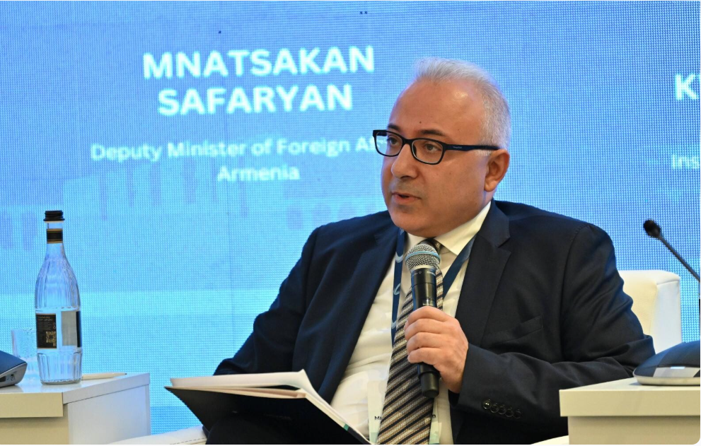 Ermənistanda təsdiqləyirlər ki, Cənubi Qafqazda kommunikasiyaların açılması kontekstində funksiyaların beynəlxalq şirkətə verilməsi məsələsi müzakirə olunur