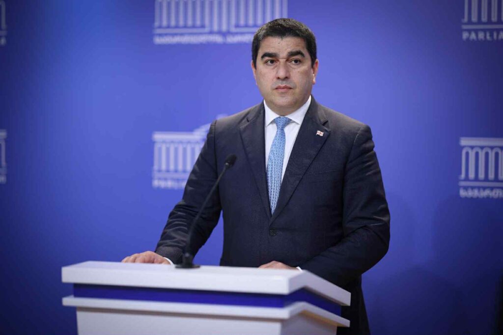 Şalva Papuaşvili – Kaya Kallas Avropa İttifaqı adından Gürcü ədalət mühakiməsindən üzr istəmək əvəzinə, bu gün hakimləri böhtanla ittiham edir və müxtəlif cəza tədbirləri ilə hədələyir