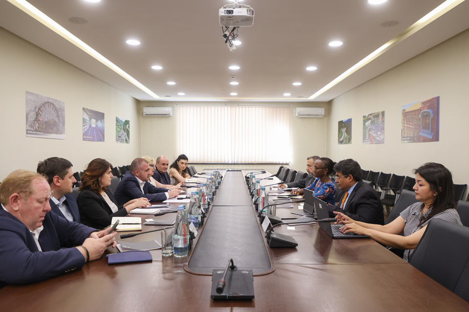 Georgia’s Infrastructure Minister meets with WB Regional Director to discuss key development projects