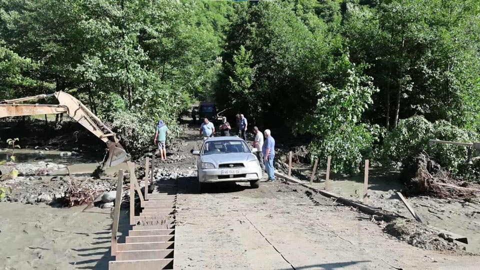 Ցագերիի մունիցիպալիտետի Լաշիչալա հանգստավայրի ուղղությամբ երթևեկությունը վերականգնվել է