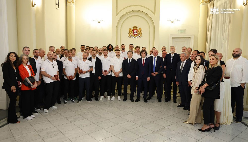 Аҧыза-министри апарламент ахантәаҩи еицыҟарҵаз ажәалагала ашьаҭала, атәыла ахада амҵәышәампыл азы Қырҭтәыла амилаҭтә аизгеи афедерациа анапхгареи аҳәынҭқарратә ҳамҭақәа ранеишьеит 