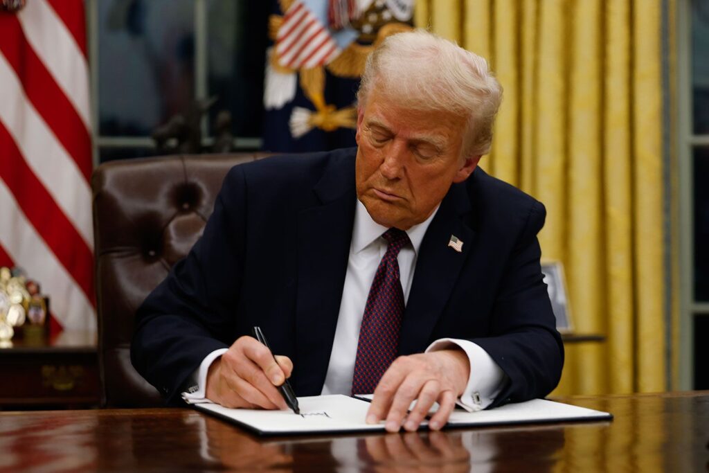 Дональд Трамп подписал распоряжение о введении тарифов в размере от 10% до 41% на товары, импортируемые из 69 стран, включая Евросоюз