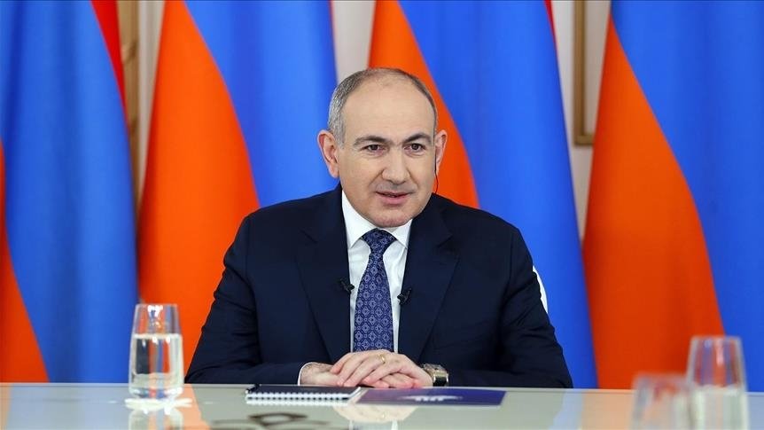 Ermənistanın Baş naziri Nikol Paşinyan sülh memorandumunu imzalamazdan əvvəl sosial şəbəkədə Bibliyadan bir parça paylaşır - "Sülhpərvərlər nə bəxtiyardırlar!"