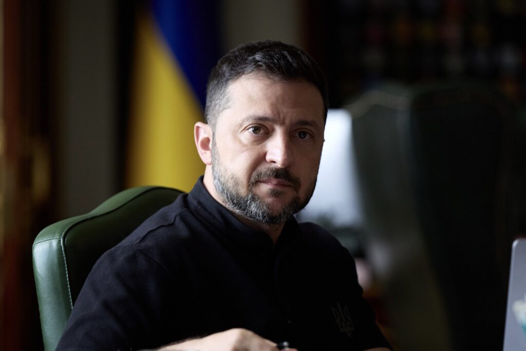 Володимир Зеленски - Украина атерриториалтә зҵааразы аҭак ҳконституциаҿы иҟоуп - ҳадгьыл ампыҵахалаҩцәа ираҳҭом