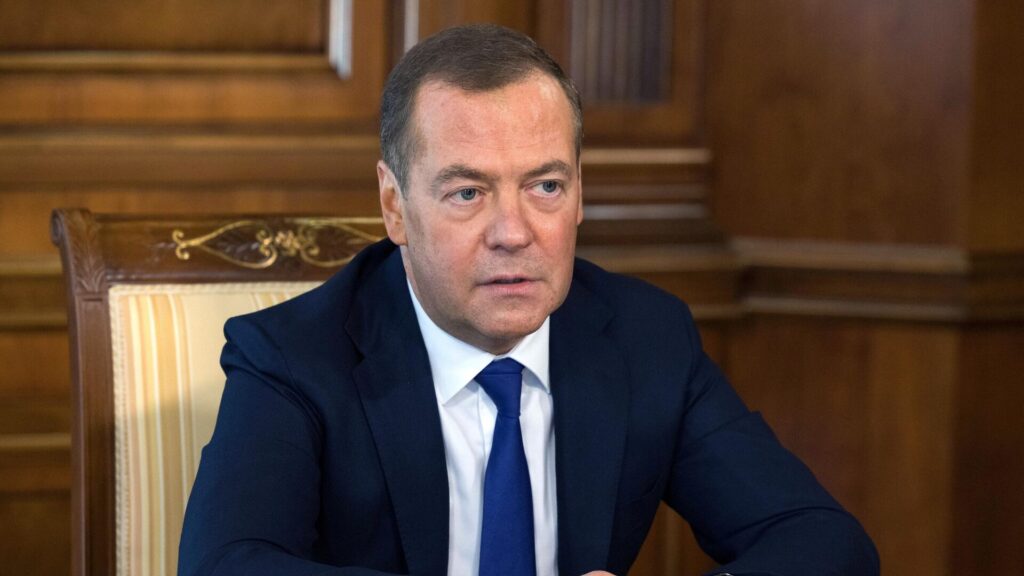 Dimitri Medvedev - Sülhməramlı kimi heç bir NATO qoşunu, Rusiya belə təhlükəsizlik təminatlarını qəbul etməyəcək