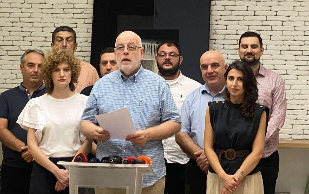 NGOs: Government accountable for threats to EU visa-free travel