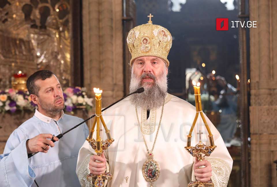 Shio III: Universal baptism tradition will continue as part of Ilia II’s legacy