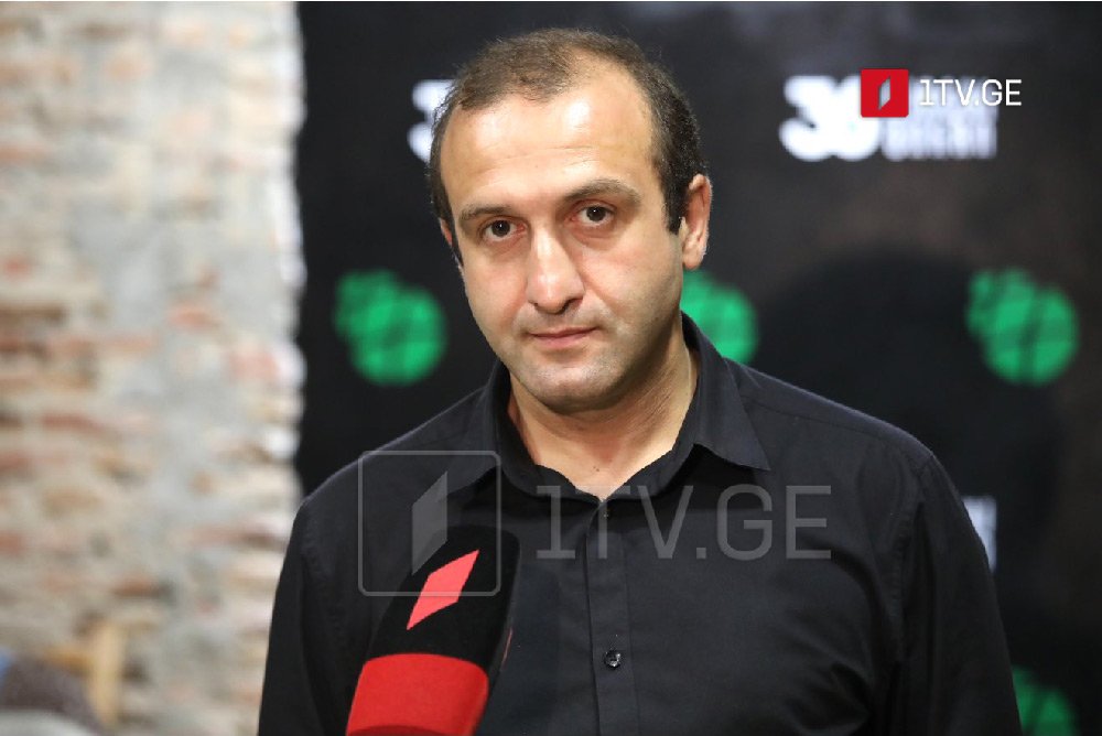 Յագո Խվիչիա - Լավ կլիներ, որ Չերգոն միանար «Կոցեբի» կուսակցությանը, սա կլիներ «Վրացական երազանքը» ոչնչացնելու ամենակարճ ճանապարհը, Չերգոն այս հարցում պրոֆեսիոնալ է, նա գնում և ոչնչացնում է