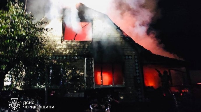 Rusiya Ukraynaya qarşı kütləvi hava hücumu həyata keçirib, eyni zamanda, Rusiya mediası gecə ərzində Rusiyanın müxtəlif bölgələrində Ukrayna dronlarının vurulması haqqında məlumat yayır
