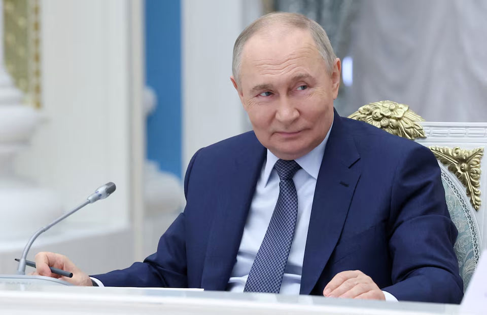 Vladimir Putin - NATO qoşunları Ukrayna ərazisində görünsə, onların Rusiyanın qanuni hədəfinə çevriləcəyini ehtimal edirik