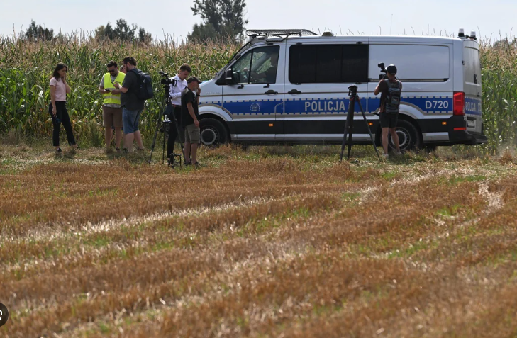 Alman mediası - Polşanın hava məkanına daxil olan rus dronlarının bir hissəsi NATO-nun bazasına doğru uçurdu