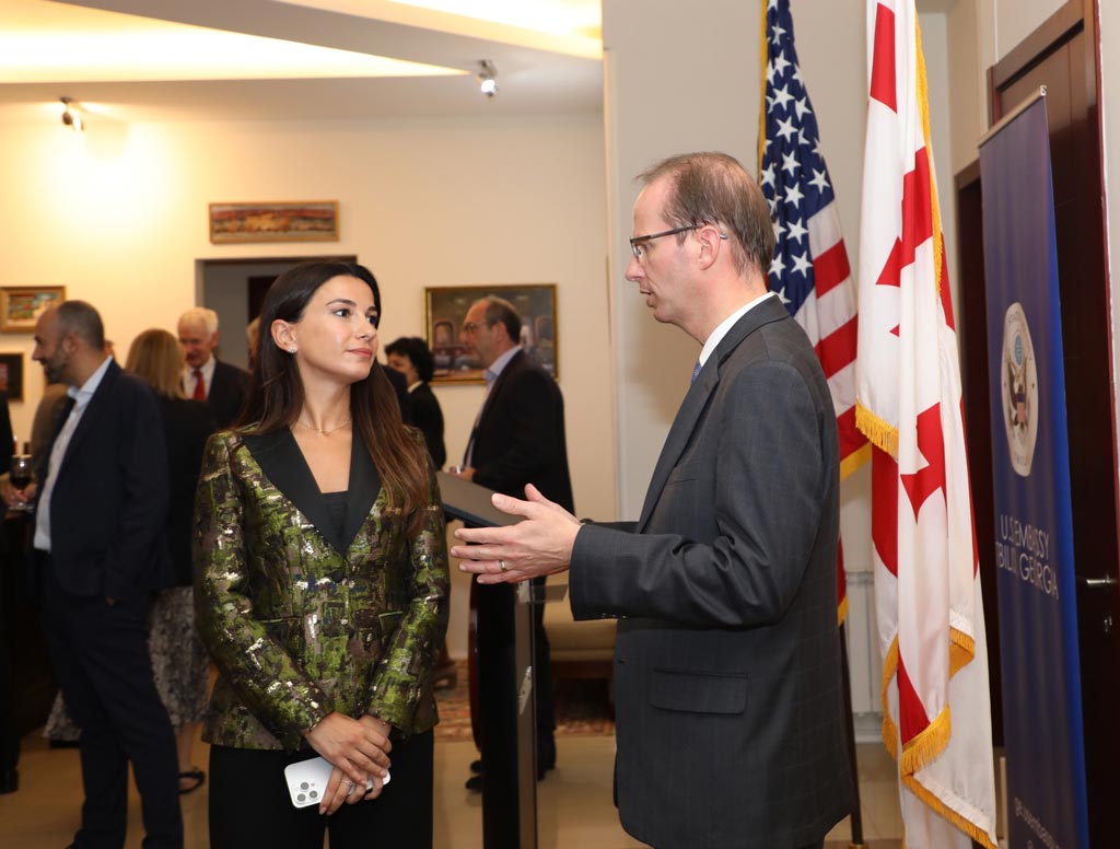 Economy Minister meets U.S. business mission to explore cooperation opportunities