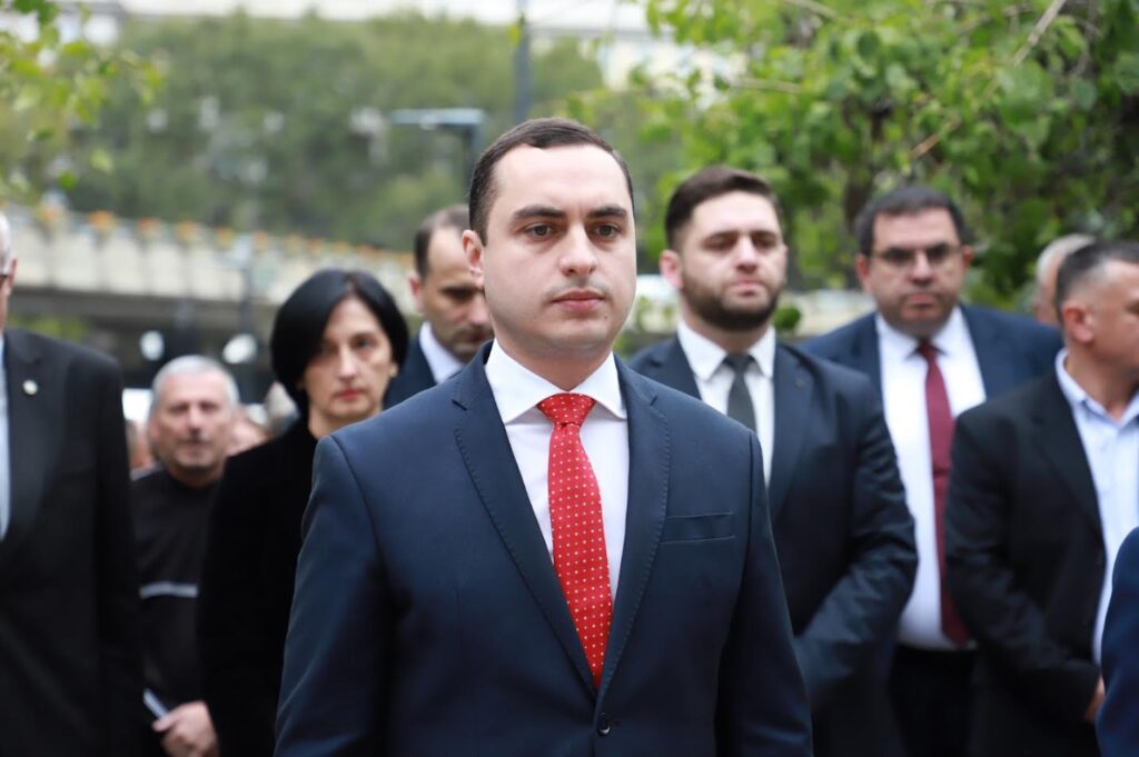 Աբխազիայի Ինքնավար Հանրապետության կառավարության նախագահ - Էնգուրիի կամուրջը, որն այսօր դարձել է երևակայական սահման, շուտով կդառնա Վրաստանի միավորման խորհրդանիշ