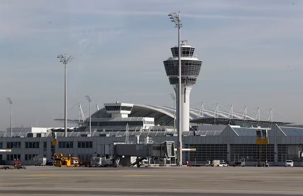 Münhen hava limanının yaxınlığında dronların görünməsi səbəbilə hava limanı uçuşları dayandırıb