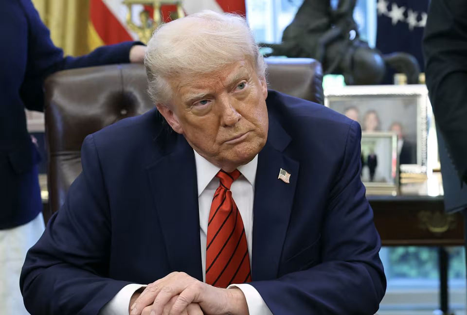 Donald Tramp - Girovlar qayıtdılar, bunu demək nə gözəl hissdir, səkkiz ayda səkkiz müharibəni həll edirsənsə, bu o deməkdir ki, müharibəni xoşlamırsan