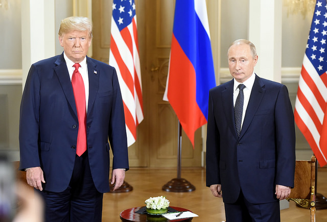 Дональд Трамп иҳәамҭала, анеҩстәи ҩымчыбжь рзы  Владимир Путин диҧылар ҟалап