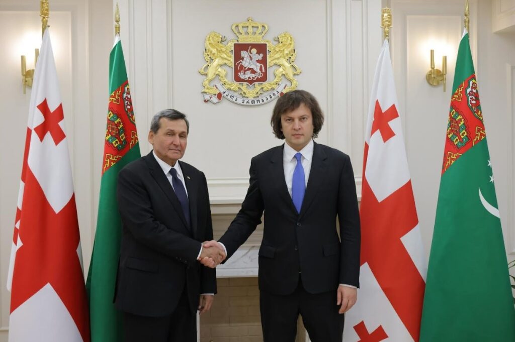 PM meets Foreign Minister of Turkmenistan