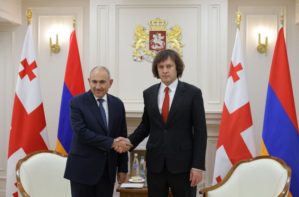 Georgian and Armenian PMs meet