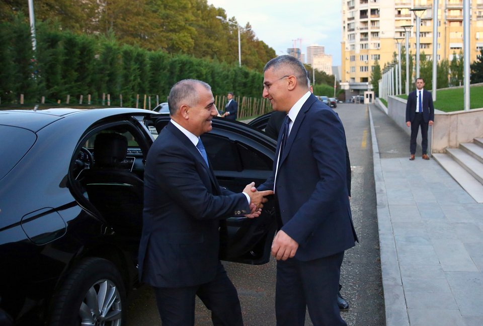 ​SSSG Head hosts Azerbaijani colleague