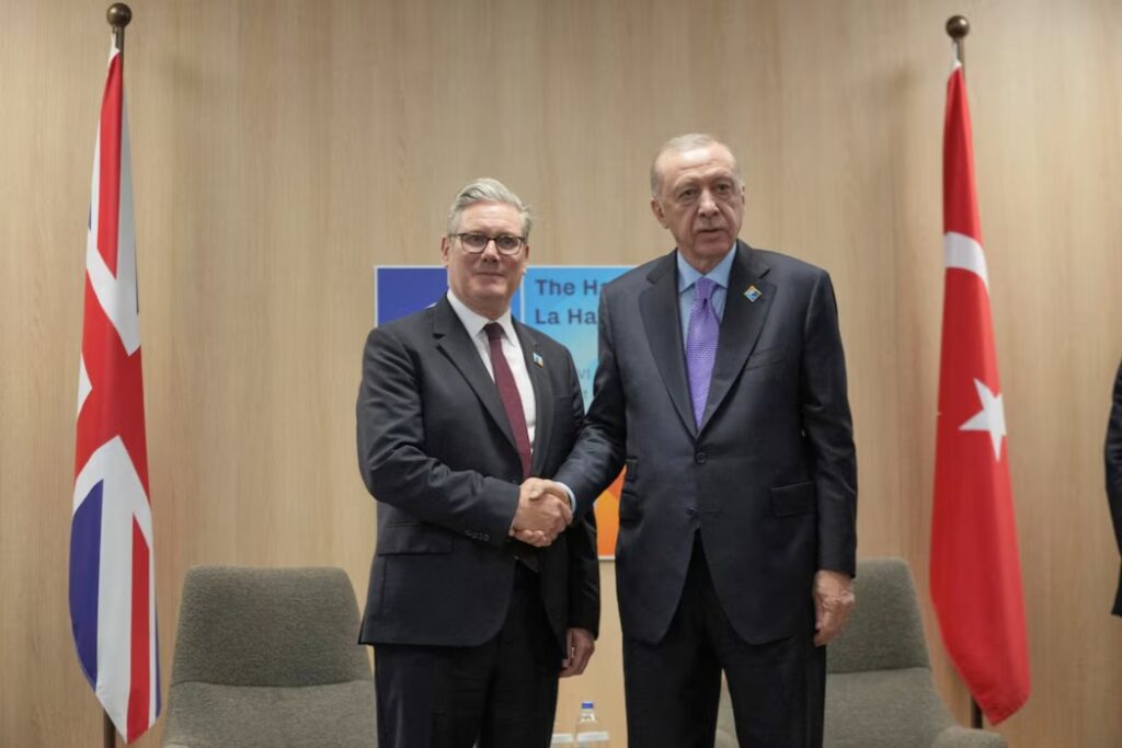 Rəcəb Tayyib Ərdoğan və Kir Starmer Türkiyədə görüş keçirib