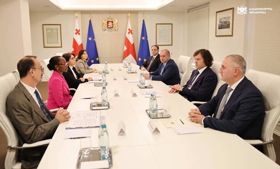 PM meets WB Global Director for Education and Regional Director for South Caucasus