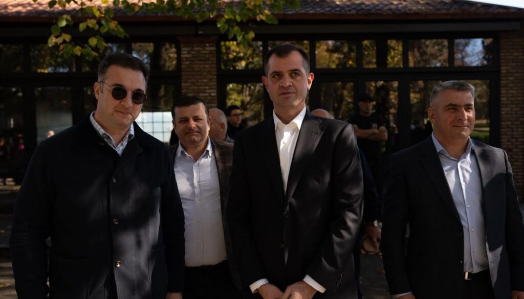 Davit Sonğulaşvili Kaxetidə beynəlxalq velosiped yarışının açılış mərasimində iştirak edib