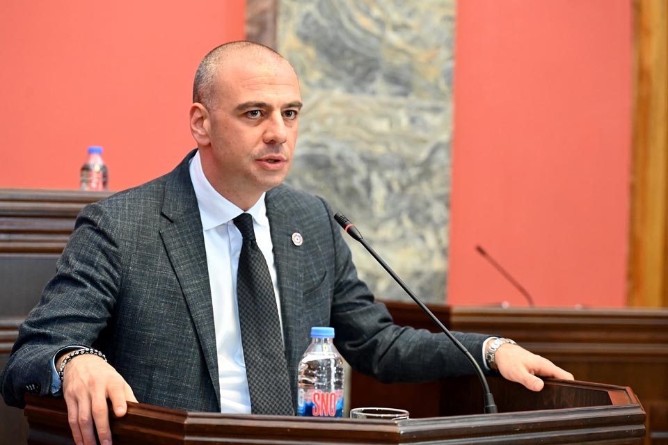 Իրավաբանական հարցերի կոմիտեն կողմ է արտահայտվել սեփականության իրավունքի ճանաչման վերաբերյալ օրենսդրական փոփոխությանը