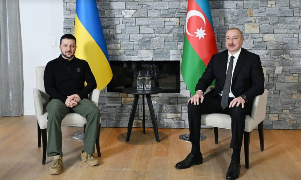 Ильхам Алиев осудил ракетный обстрел посольства Азербайджана в Украине, отметив, что подобные нападения на дипломатические представительства неприемлемы
