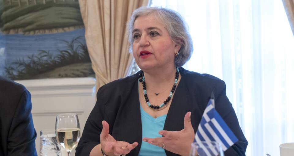Aleksandra Papadopulu - Ukrayna, Moldovanın və ümid edirəm, gələcəkdə Gürcüstanın Avropa yolunu qətiyyətlə izləməsi və Avropa İttifaqına qoşulması olduqca mühümdür