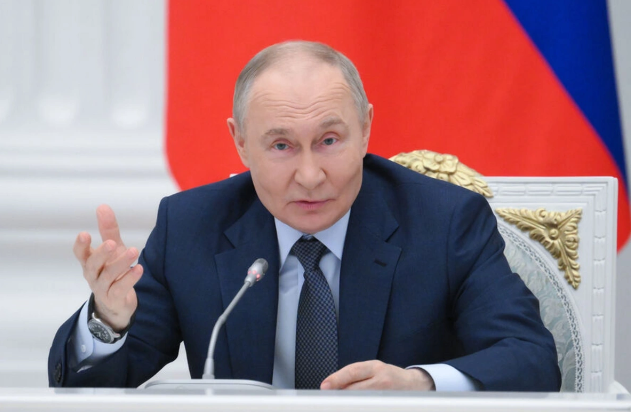 Владимир Путин - Подписывать документы с руководством Украины бессмысленно, президент утратил легитимный статус