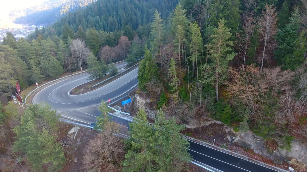 Borcomi-Baği-Tba-Tsemi yolunun 5,5 km-lik hissəsinin reabilitasiyası başa çatıb