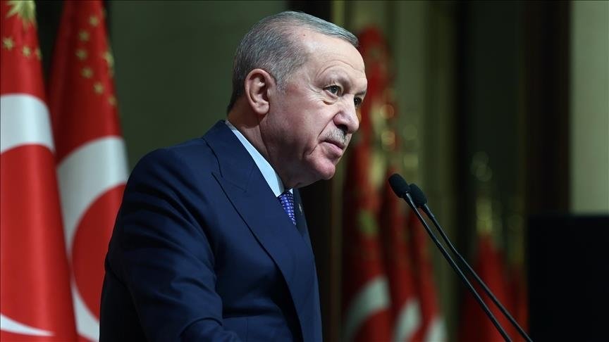 Rəcəb Tayyib Ərdoğan Qara dənizdə mülki gəmilərə atəş açmağın qəbuledilməz olduğunu bildirir, Ərdoğan həm Rusiyanı, həm də Ukraynanı bu cür hərəkətlərdən çəkinməyə çağırıb